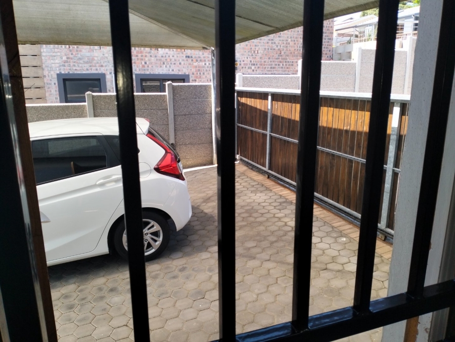 2 Bedroom Property for Sale in Reebok Western Cape